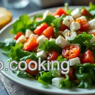 Blattsalat Rezepte: Frischer Blattsalat mit Honig-Senf-Dressing