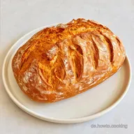 Dunkles Dinkelbrot mit Kracherkruste