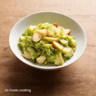Knackiger M&ouml;hrensalat mit Apfel Omas Geheimrezept