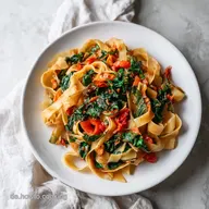 Mangold Rezept: Herzhafte Pasta Pfanne in 20 Minuten