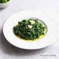 Spinat mit Blubb Deluxe Mein Kindheitsrezept